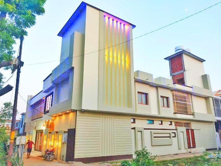 Siyaram Kunj Hotel Ayodhya Exterior photo