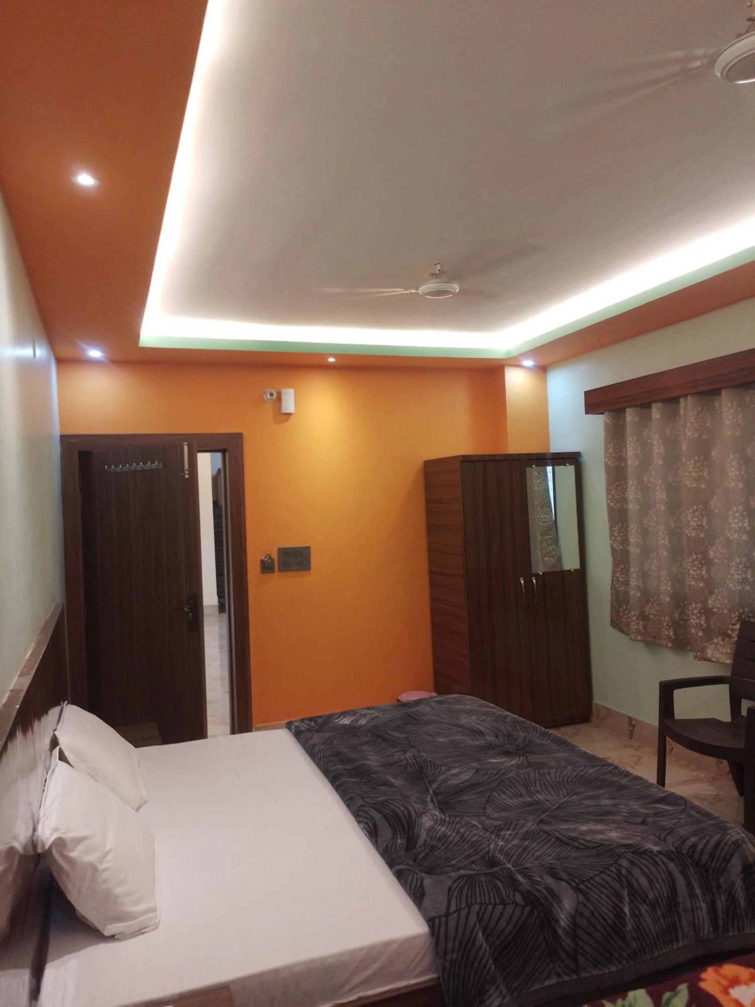 Siyaram Kunj Hotel Ayodhya Exterior photo