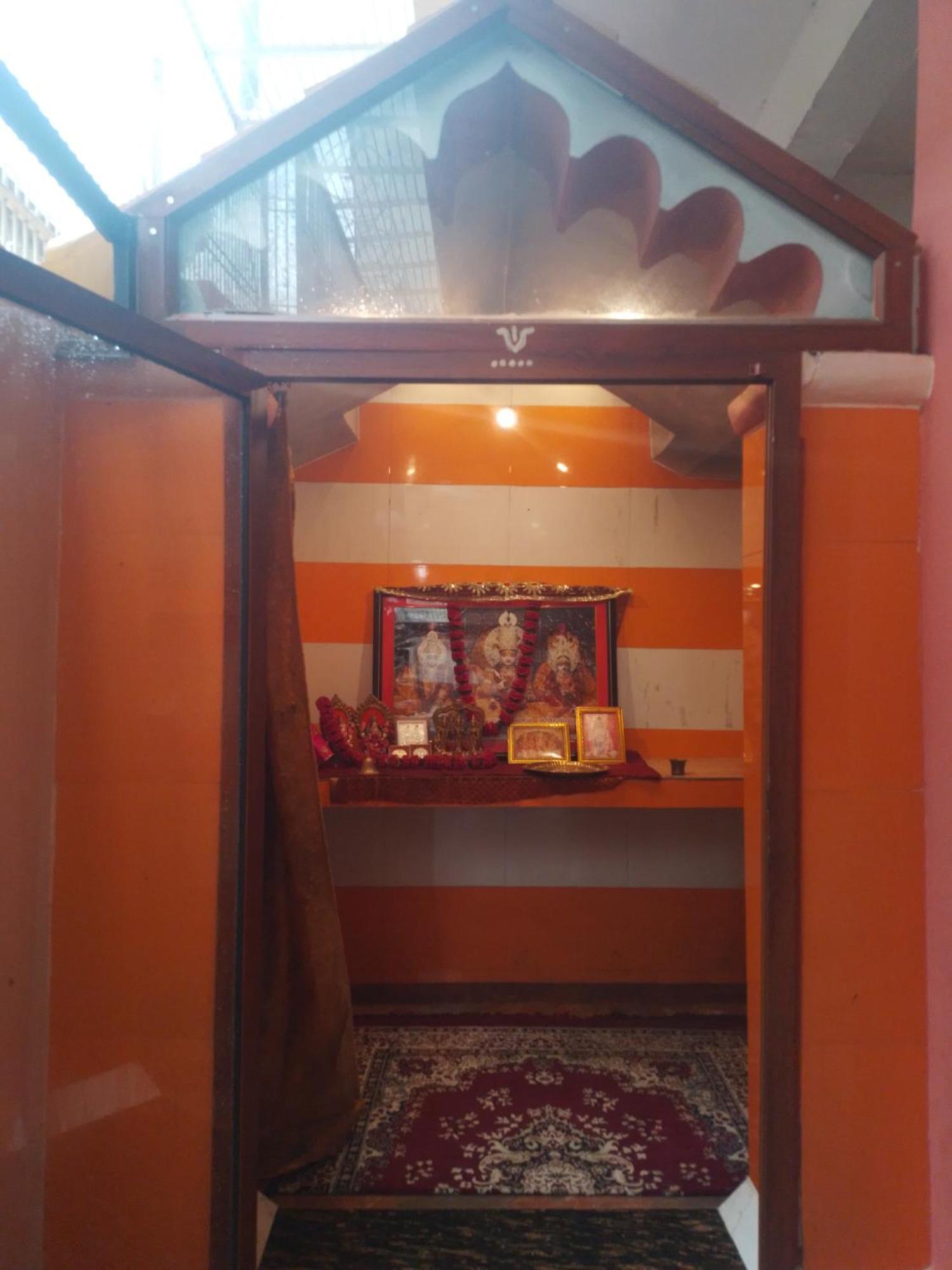 Siyaram Kunj Hotel Ayodhya Exterior photo
